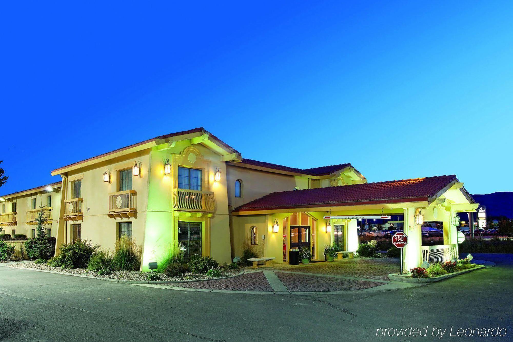 Blue Breeze Hotel - Rock Springs Exterior photo